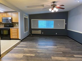 7648 Broadview Drive, Houston TX 77061
