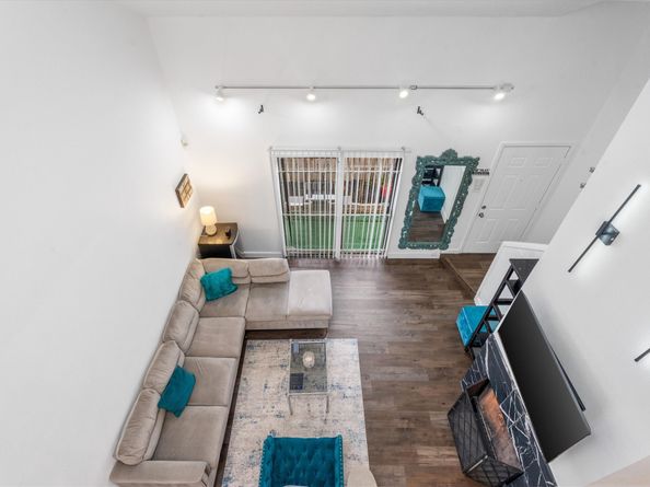 9502 Windswept Lane 9502, Houston TX 77063