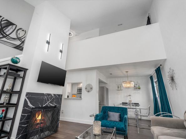 9502 Windswept Lane 9502, Houston TX 77063