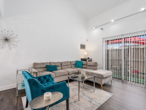 9502 Windswept Lane 9502, Houston TX 77063