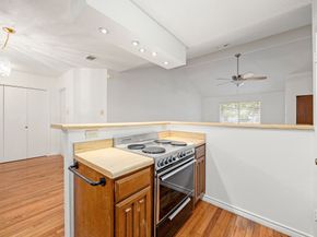 1342 Castle Glen Drive, Houston TX 77015