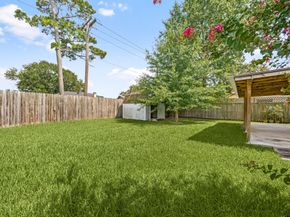 1342 Castle Glen Drive, Houston TX 77015