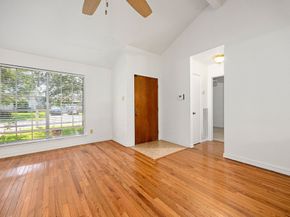 1342 Castle Glen Drive, Houston TX 77015