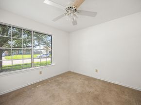 1342 Castle Glen Drive, Houston TX 77015