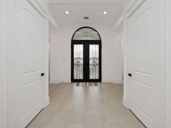 15918 Bridges Fairway Lane, Houston TX 77068