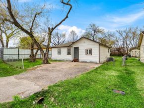 1114 Blackwood Avenue, Houston TX 77032