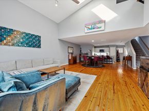 815 Robin Street, Houston TX 77019