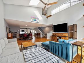 815 Robin Street, Houston TX 77019