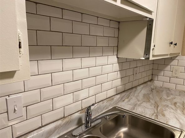 5625 Antoine Drive 601, Houston TX 77091