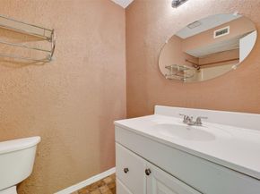 11002 Hammerly Boulevard 69, Houston TX 77043