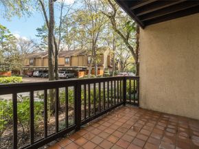 11711 Memorial Drive 285, Houston TX 77024