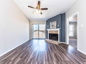 18800 Egret Bay Boulevard 206, Webster TX 77058