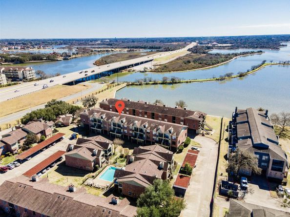 18800 Egret Bay Boulevard 206, Webster TX 77058