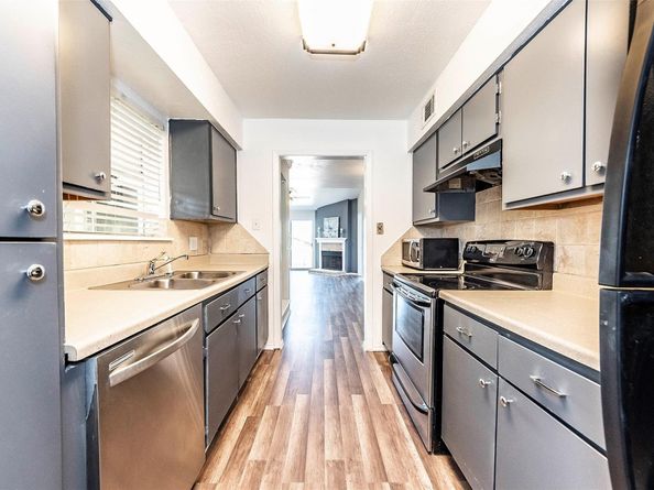 18800 Egret Bay Boulevard 206, Webster TX 77058