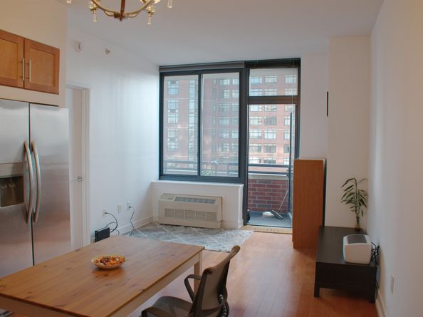 389 Washington St 21D, Jersey City NJ 07302