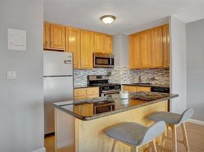 135 Montgomery St 8E1, Jersey City NJ 07302