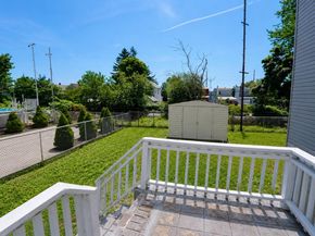 430 Avenue E, Bayonne NJ 07002