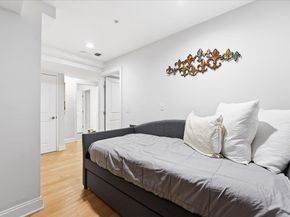 41 Bentley Ave 1, Jersey City NJ 07304