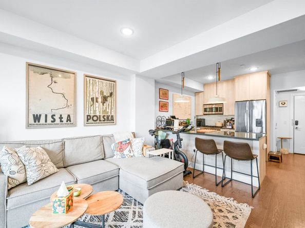 386 5th St 101, Jersey City NJ 07302