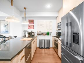 386 5th St 101, Jersey City NJ 07302