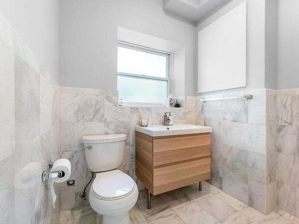 53 W 19th St, Weehawken NJ 07086
