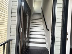 47 Cottage St, Bayonne NJ 07002