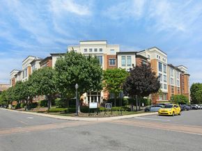 24 Avenue At Port Imperial B37, West New York NJ 07093