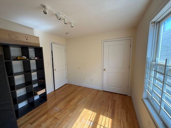 85 Oakland Ave 2, Jersey City NJ 07306