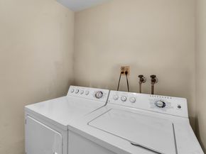 8C Cove Lane, North Bergen NJ 07047