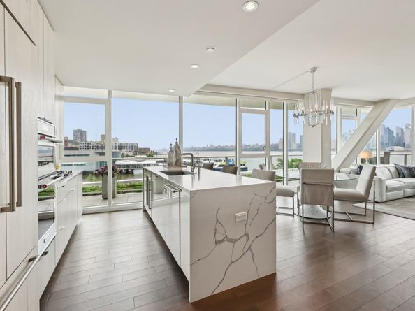 800 Avenue At Port Imperial 305, Weehawken NJ 07086