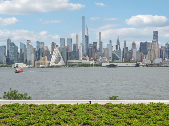 800 Avenue At Port Imperial 305, Weehawken NJ 07086