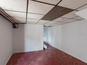 36 Briarwood Rd, Jersey City NJ 07304
