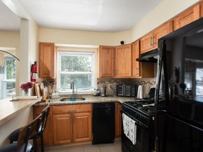 36 Briarwood Rd, Jersey City NJ 07304