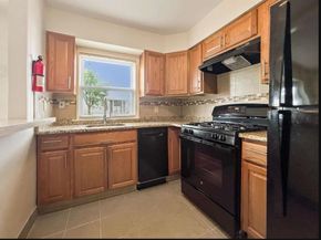 36 Briarwood Rd, Jersey City NJ 07304
