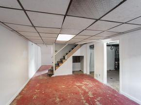 36 Briarwood Rd, Jersey City NJ 07304