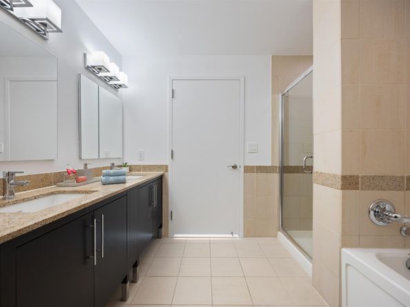 20 Newport Parkway 1707, Jersey City NJ 07310