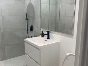 6010 Blvd East 82, West New York NJ 07093