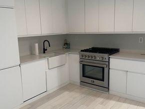 6010 Blvd East 82, West New York NJ 07093