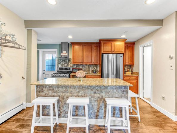 7108 Hudson Ave, North Bergen NJ 07047
