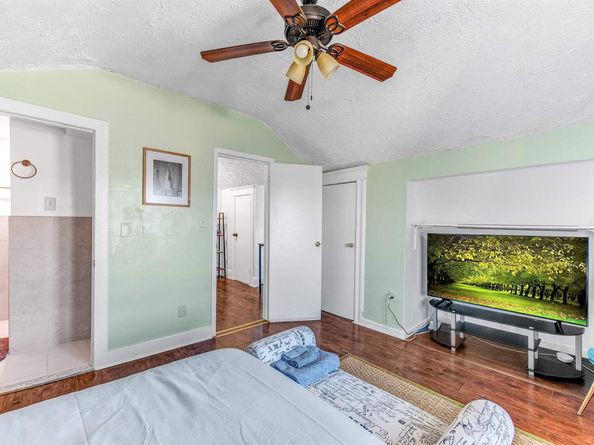 7108 Hudson Ave, North Bergen NJ 07047
