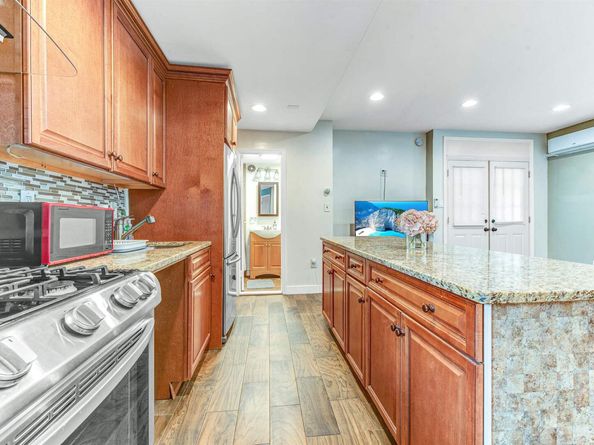 7108 Hudson Ave, North Bergen NJ 07047