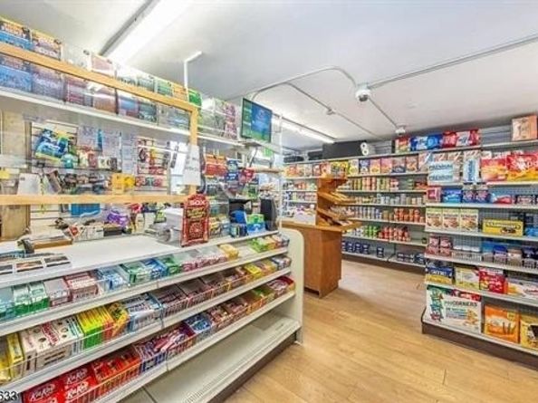 6040 Blvd East 3K, West New York NJ 07093