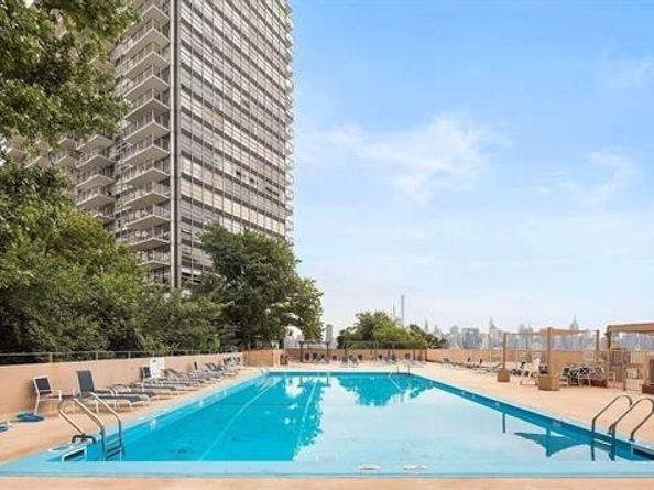 6040 Blvd East 3K, West New York NJ 07093