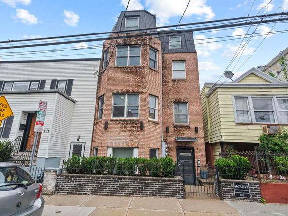 172 South St B, Jersey City NJ 07307