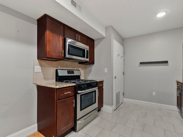 381 Communipaw Ave 1B, Jersey City NJ 07304
