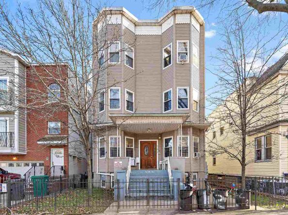162 Clerk St 3, Jersey City NJ 07305