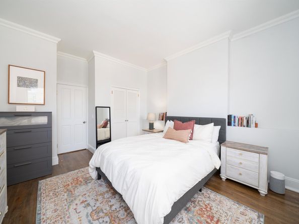 257 12th St 2B, Hoboken NJ 07030