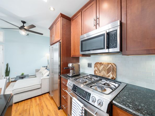 109 Coles St 3, Jersey City NJ 07302