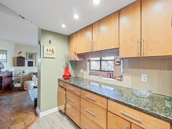 7000 Blvd East 20i, Guttenberg NJ 07093