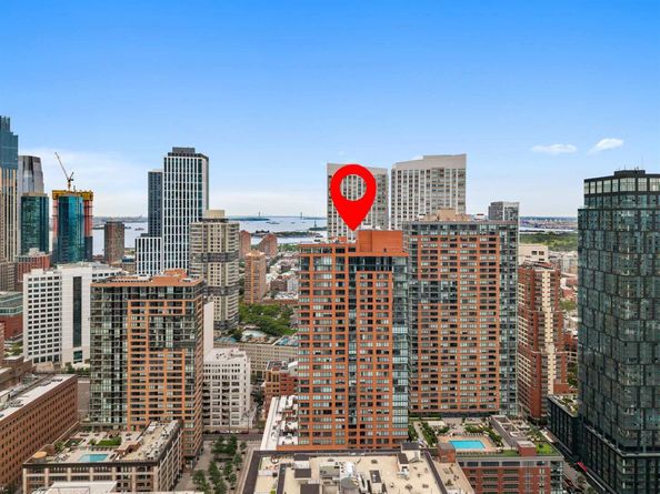 151 Bay St 2706, Jersey City NJ 07302